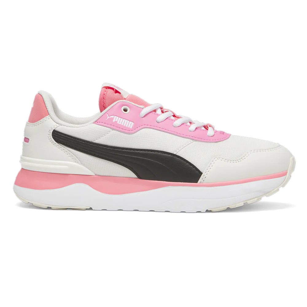 R78 Voyage Lace Up Sneakers