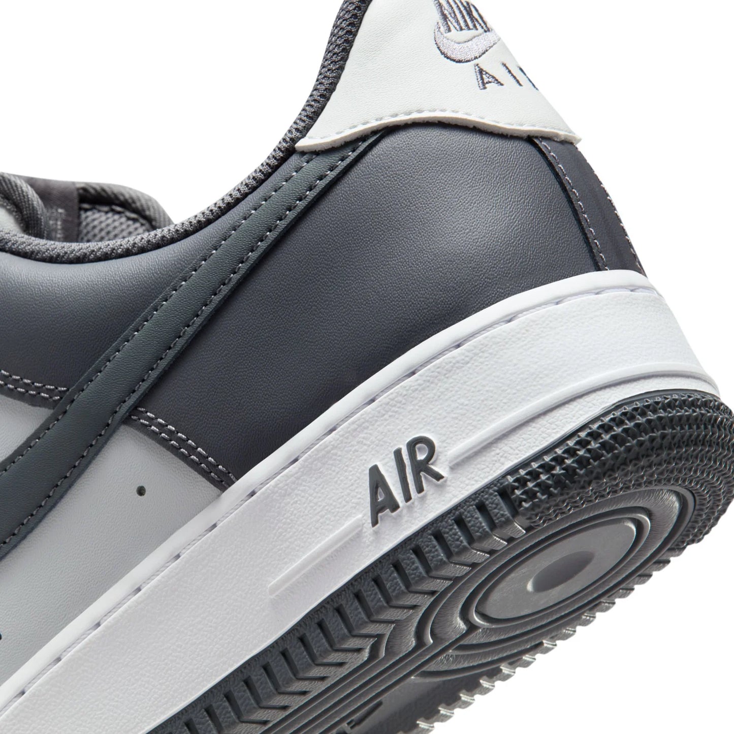 Air Force 1 Low 07 - Mens