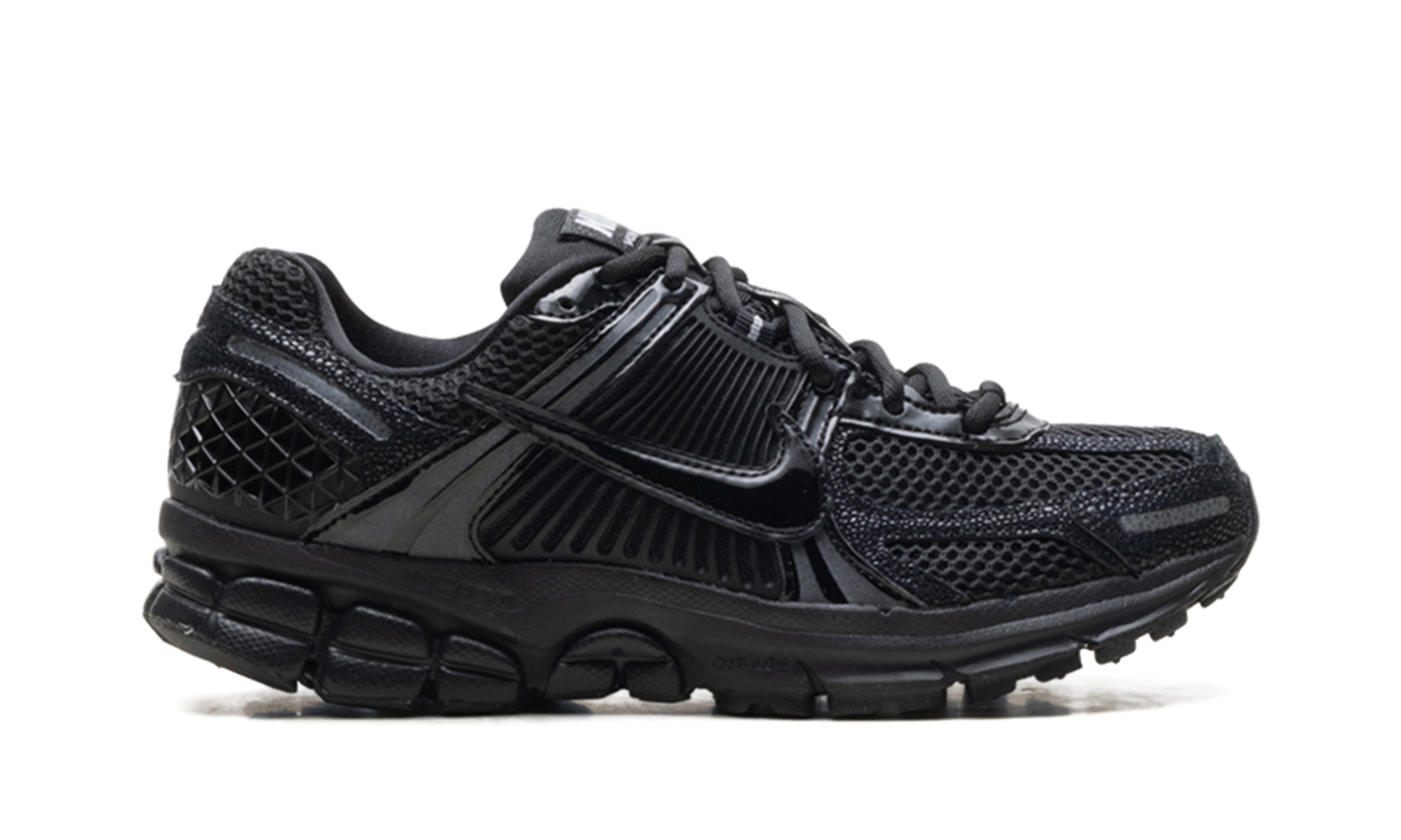 Zoom Vomero 5 WMNS"Black Patent" II6236 001