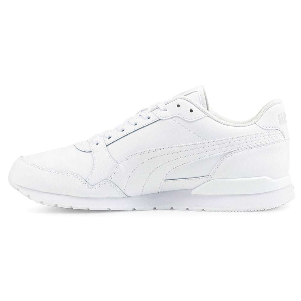 ST Runner V3 Lace Up Sneakers