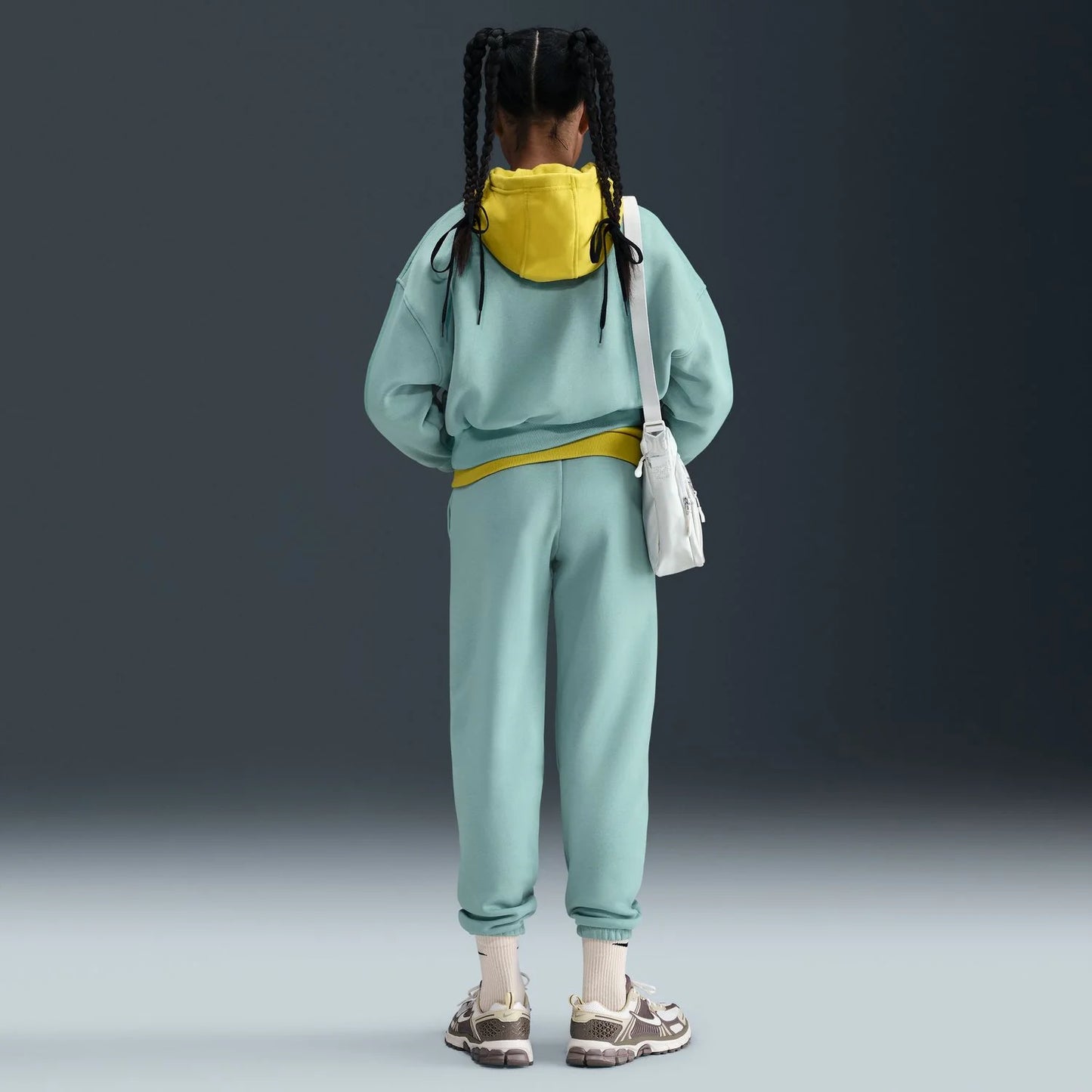 Club Fleece Boxy Crew - Youth