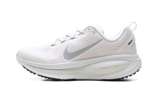 Vomero 18 WMNS"Vast Grey Summit White" HM6804 007