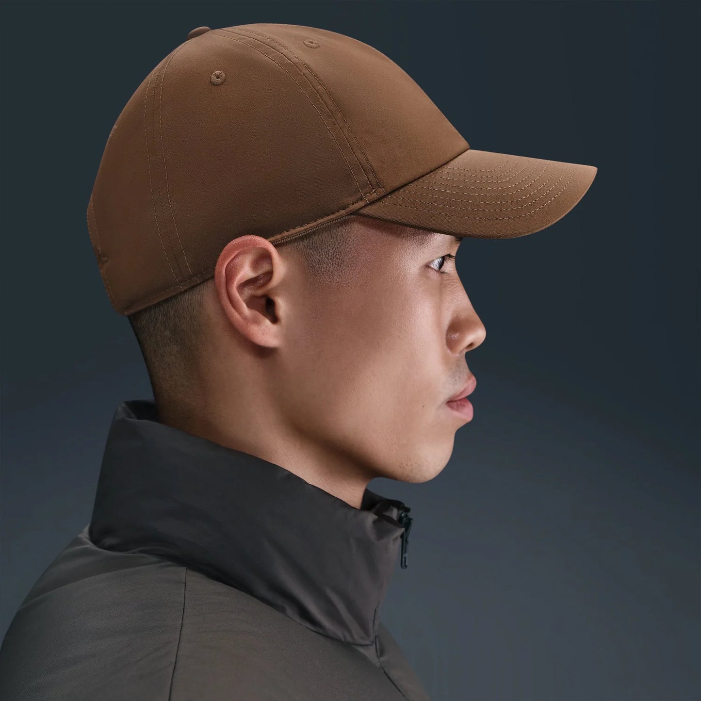 Nike Club Cap Metal Swoosh Strapback