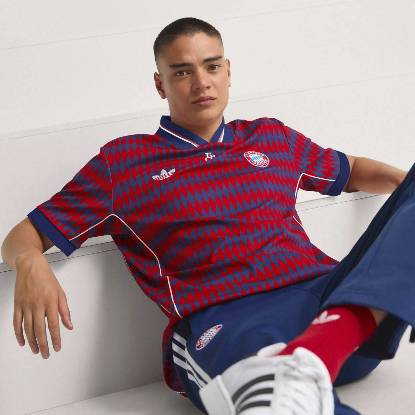 Bayern Munich 25/26 Lifestyle Jersey - Mens