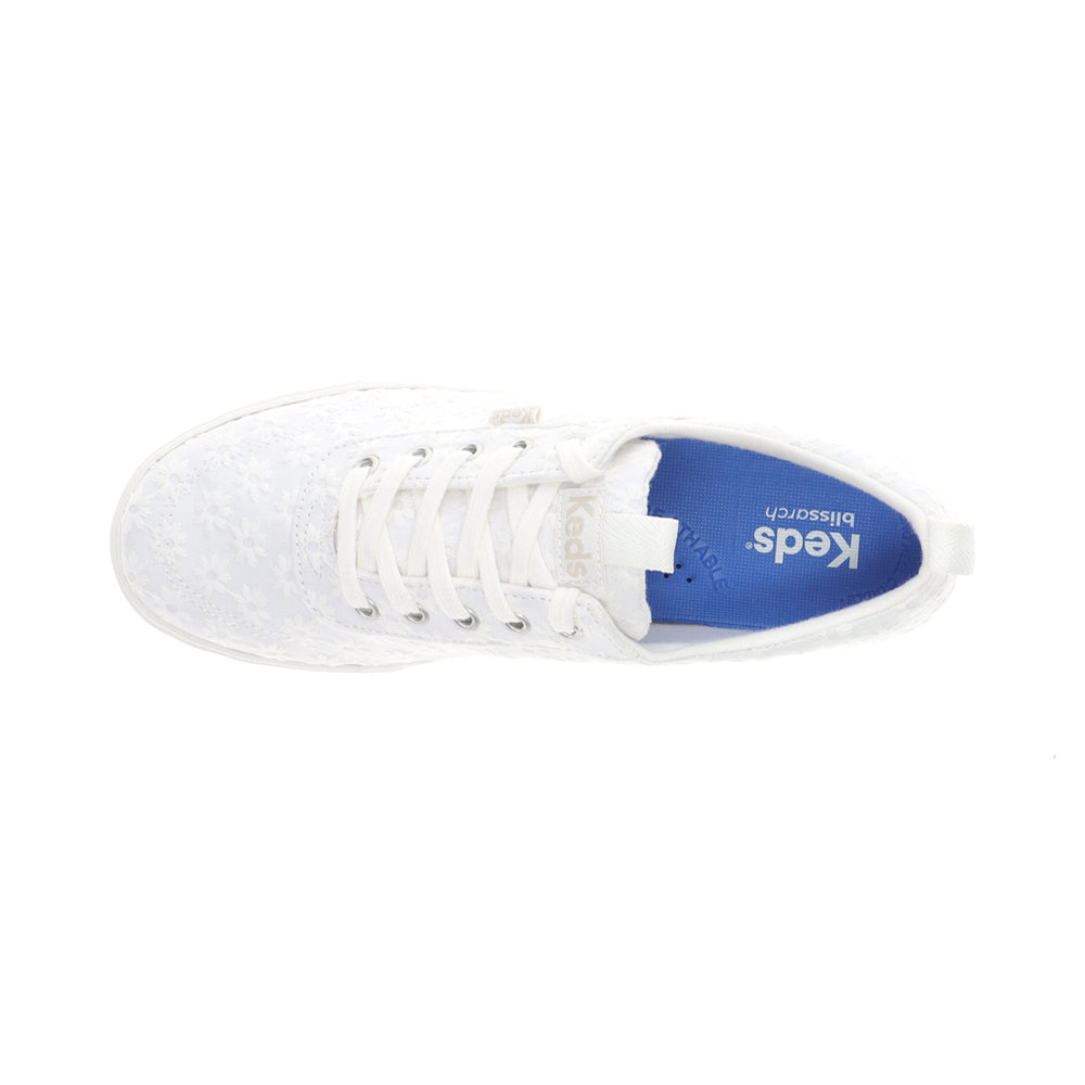Center III Starburst Eyelet Slip On Sneakers