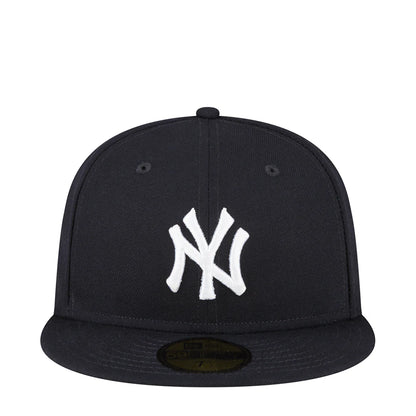 Yankees On Field 5950