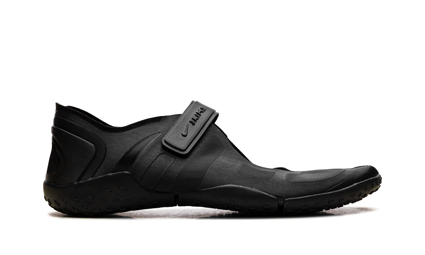 Air Rift Satin WMNS"SKIMS - Black" IQ7158 001