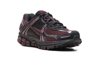Zoom Vomero 5 WMNS"Black Burgundy Crush" IB8929 002