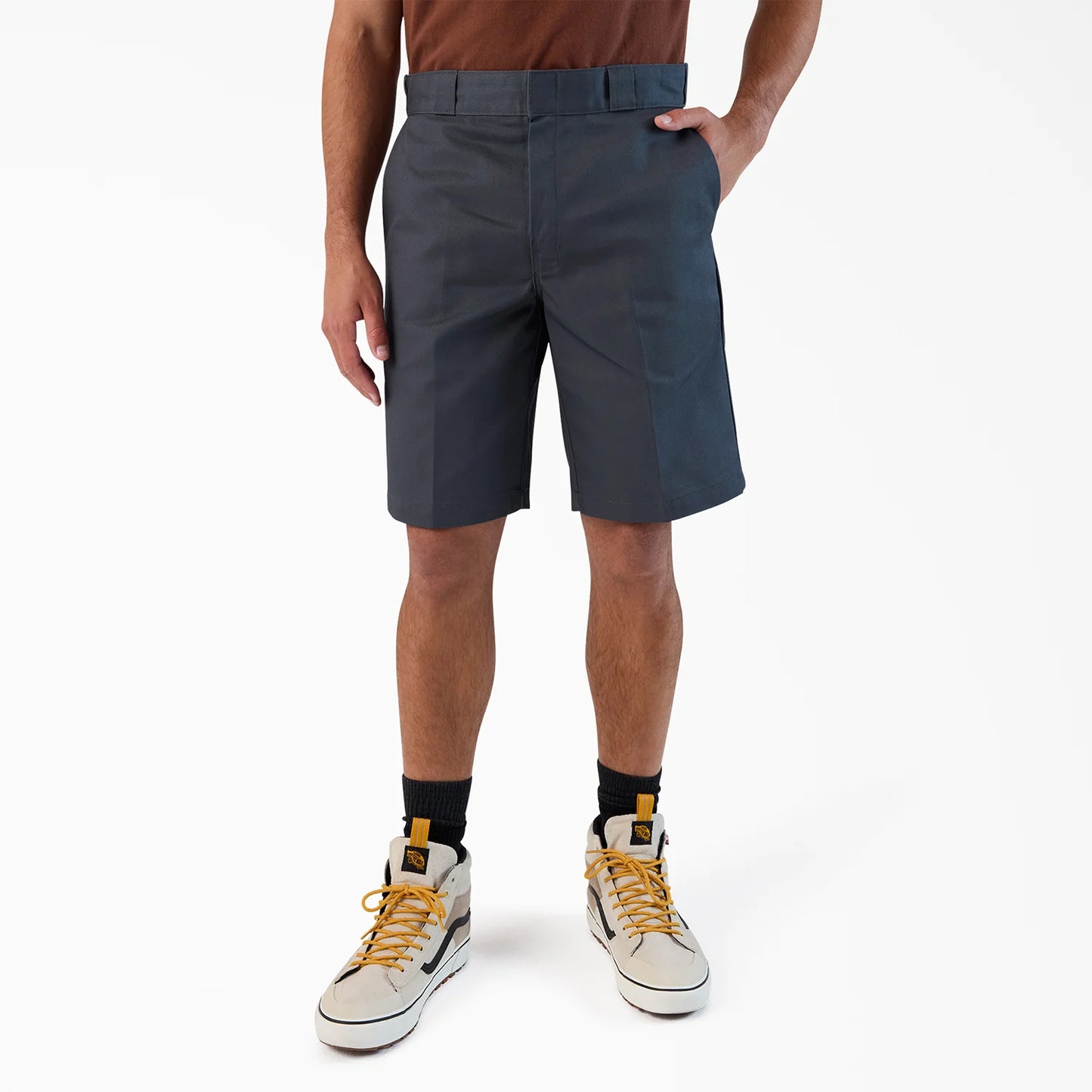 11" 874 Short - Mens