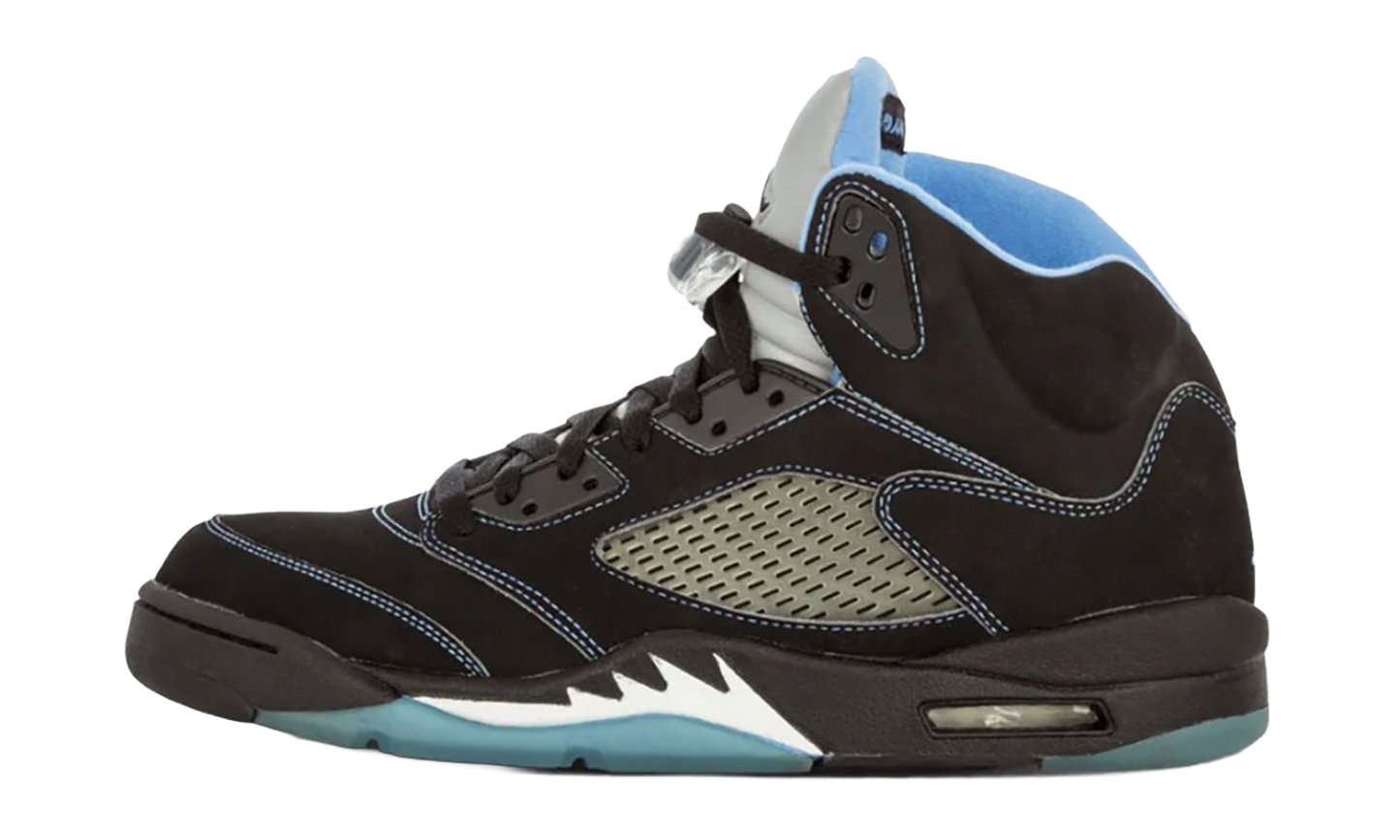 5 "Black/University Blue" DD0587 008