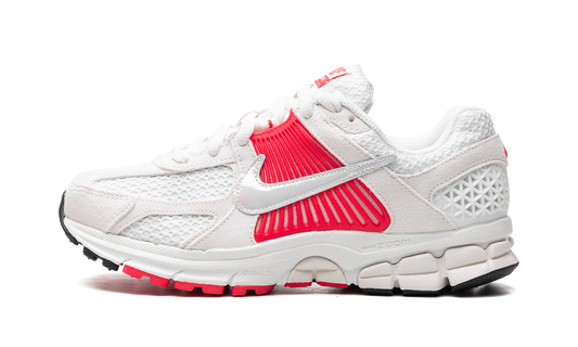 Air Zoom Vomero 5 WMNS"Siren Red" HF5072 133