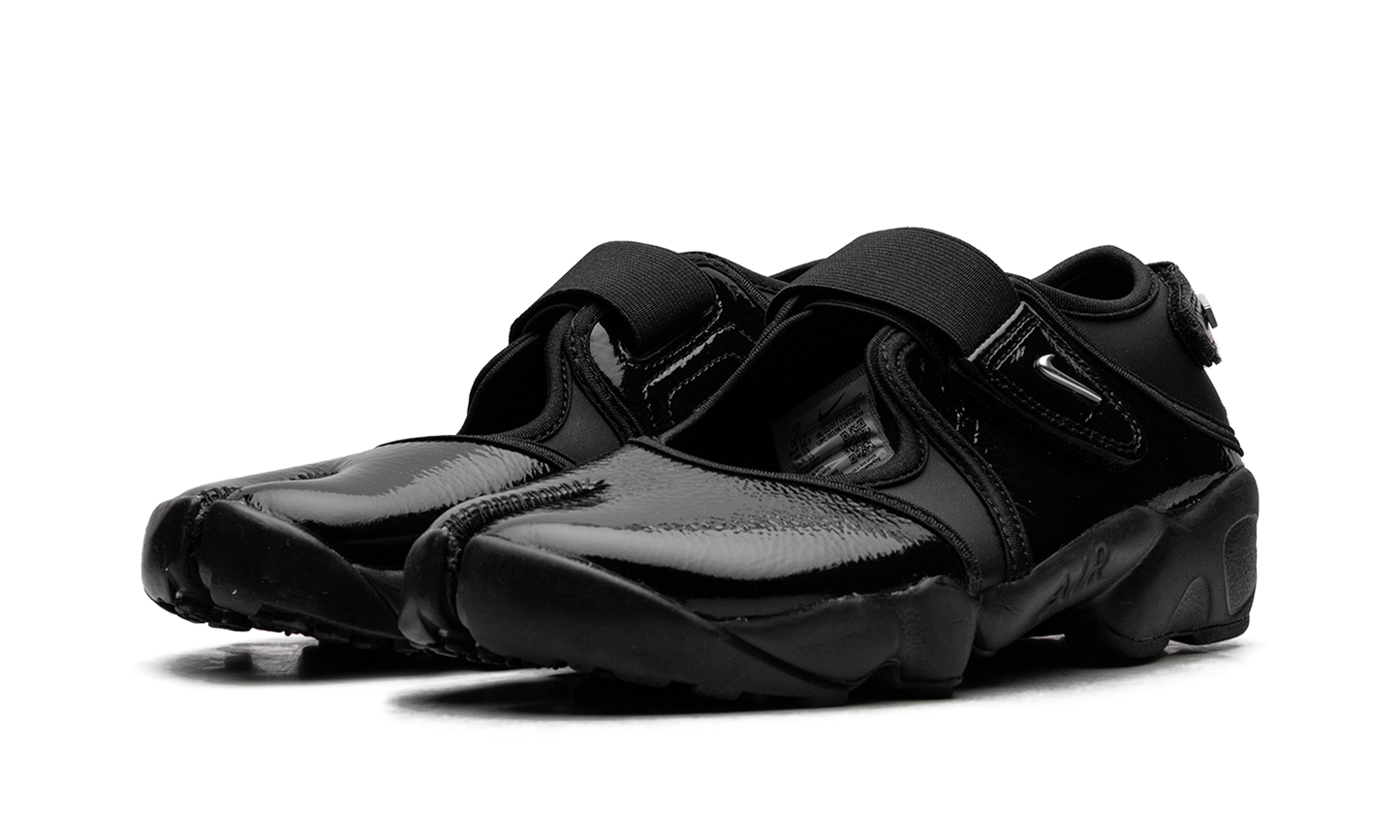 Air Rift WMNS"Black" IB8954 001