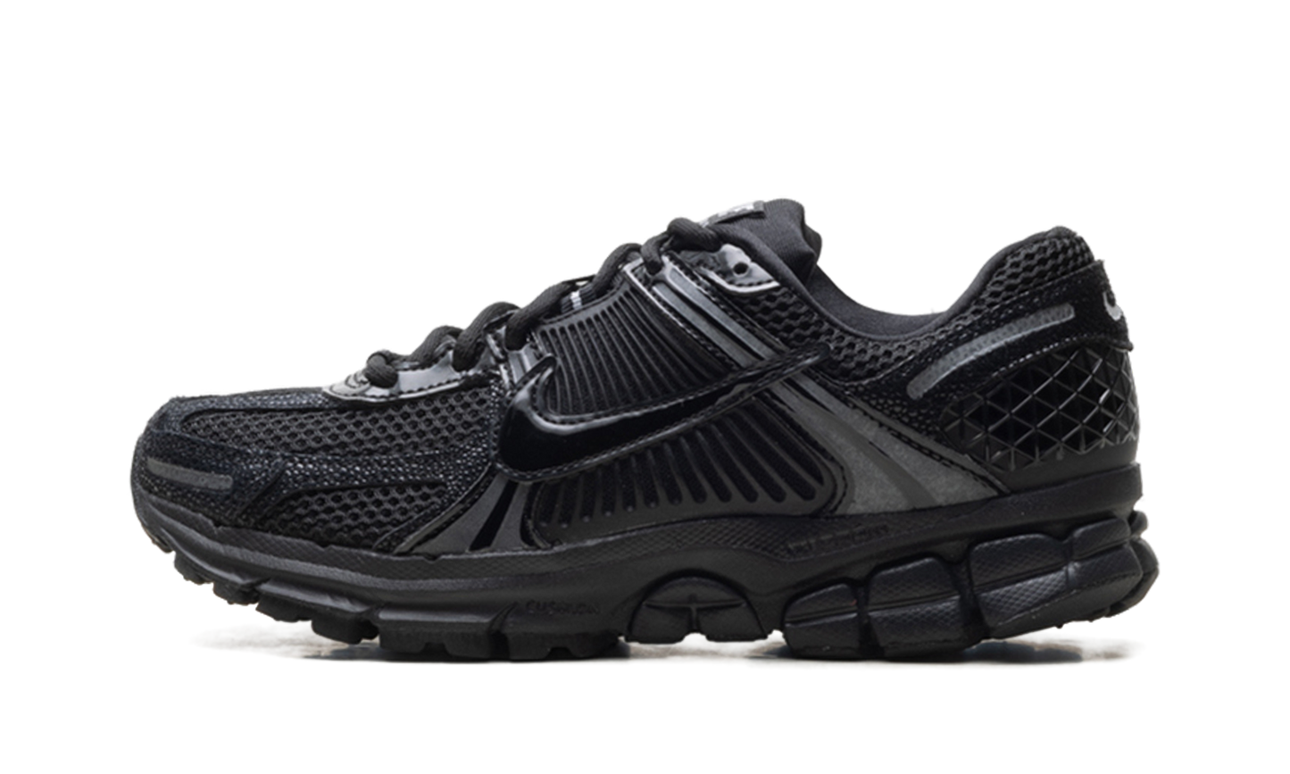 Zoom Vomero 5 WMNS"Black Patent" II6236 001